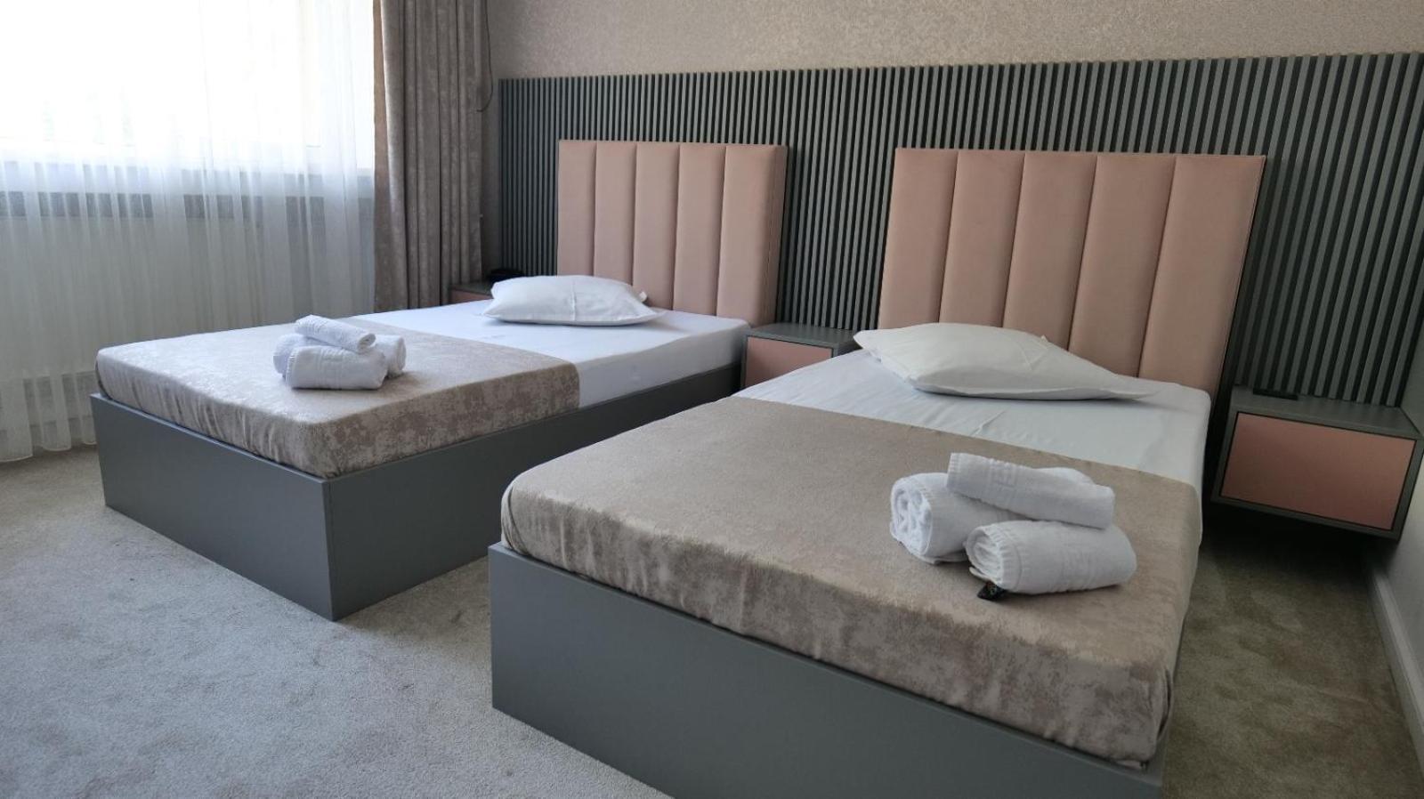 Hotel Parc Craiova Eksteriør billede